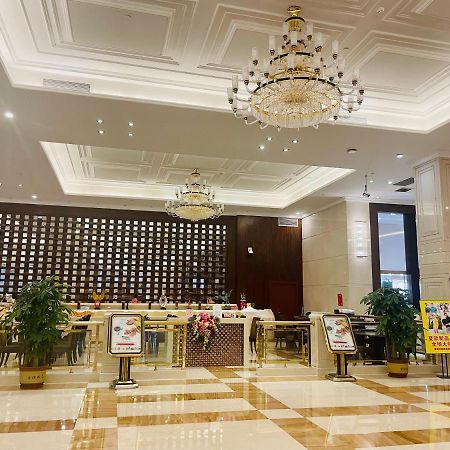 深圳水都假日酒店（火车北站) 外观 照片