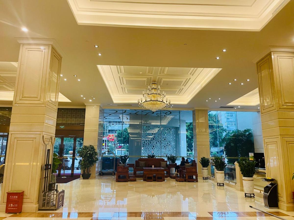 深圳水都假日酒店（火车北站) 外观 照片